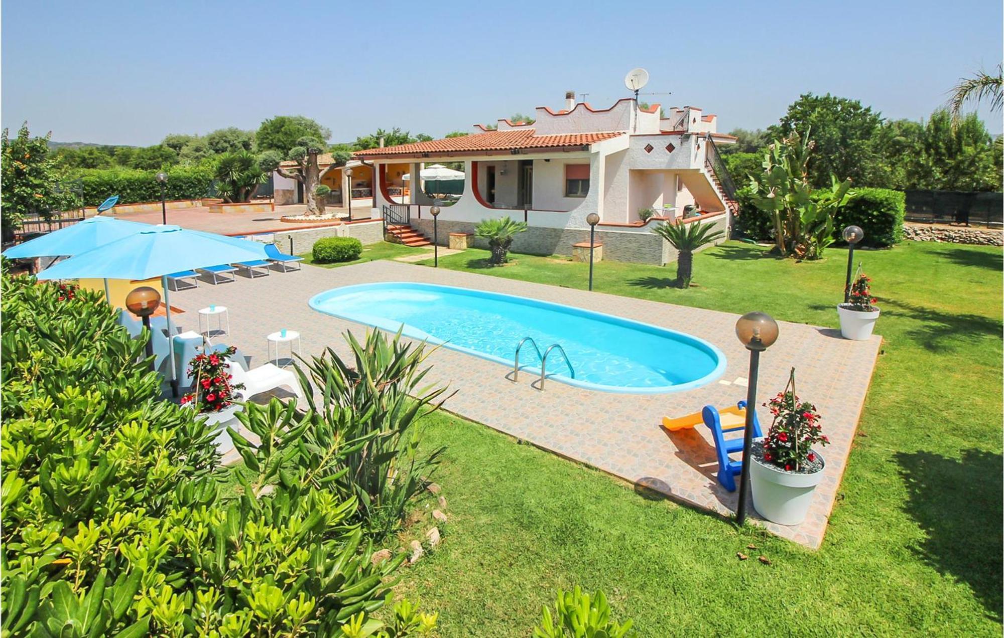Holiday home 2 Bedroom Stunning In Siracusa *